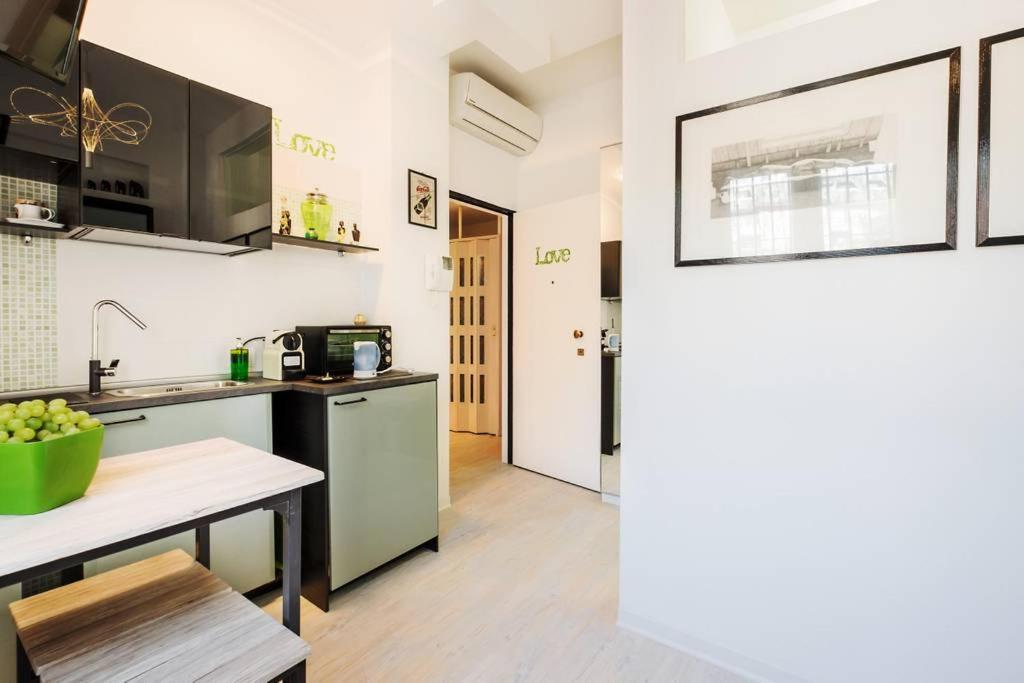 ℒovely & ℰlegant Studio Next To Duomo/Missori 밀라노 외부 사진