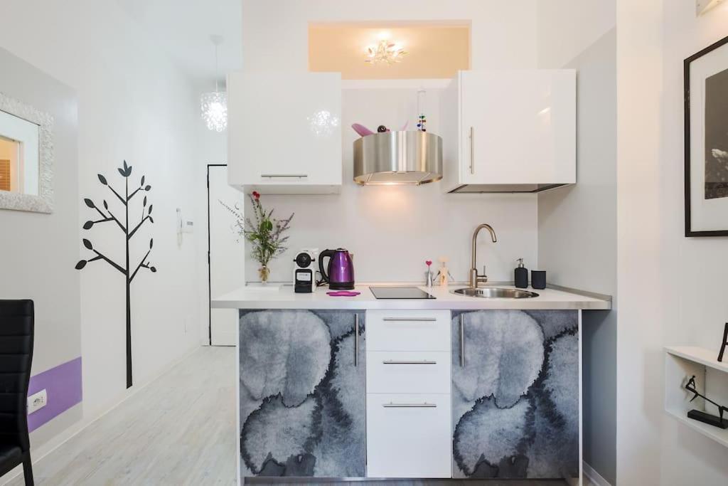 ℒovely & ℰlegant Studio Next To Duomo/Missori 밀라노 외부 사진