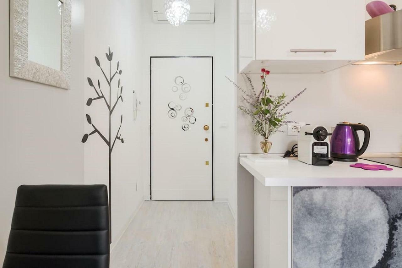 ℒovely & ℰlegant Studio Next To Duomo/Missori 밀라노 외부 사진