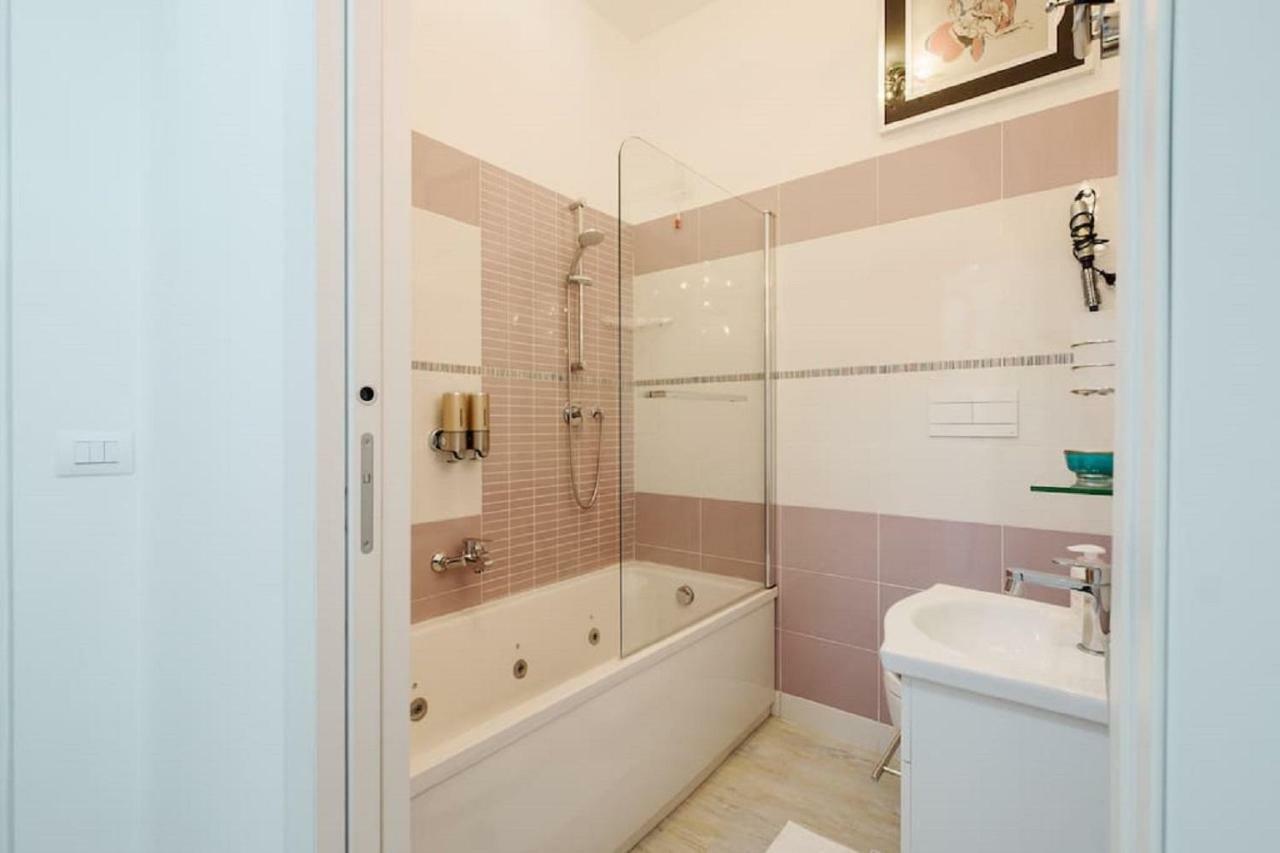 ℒovely & ℰlegant Studio Next To Duomo/Missori 밀라노 외부 사진